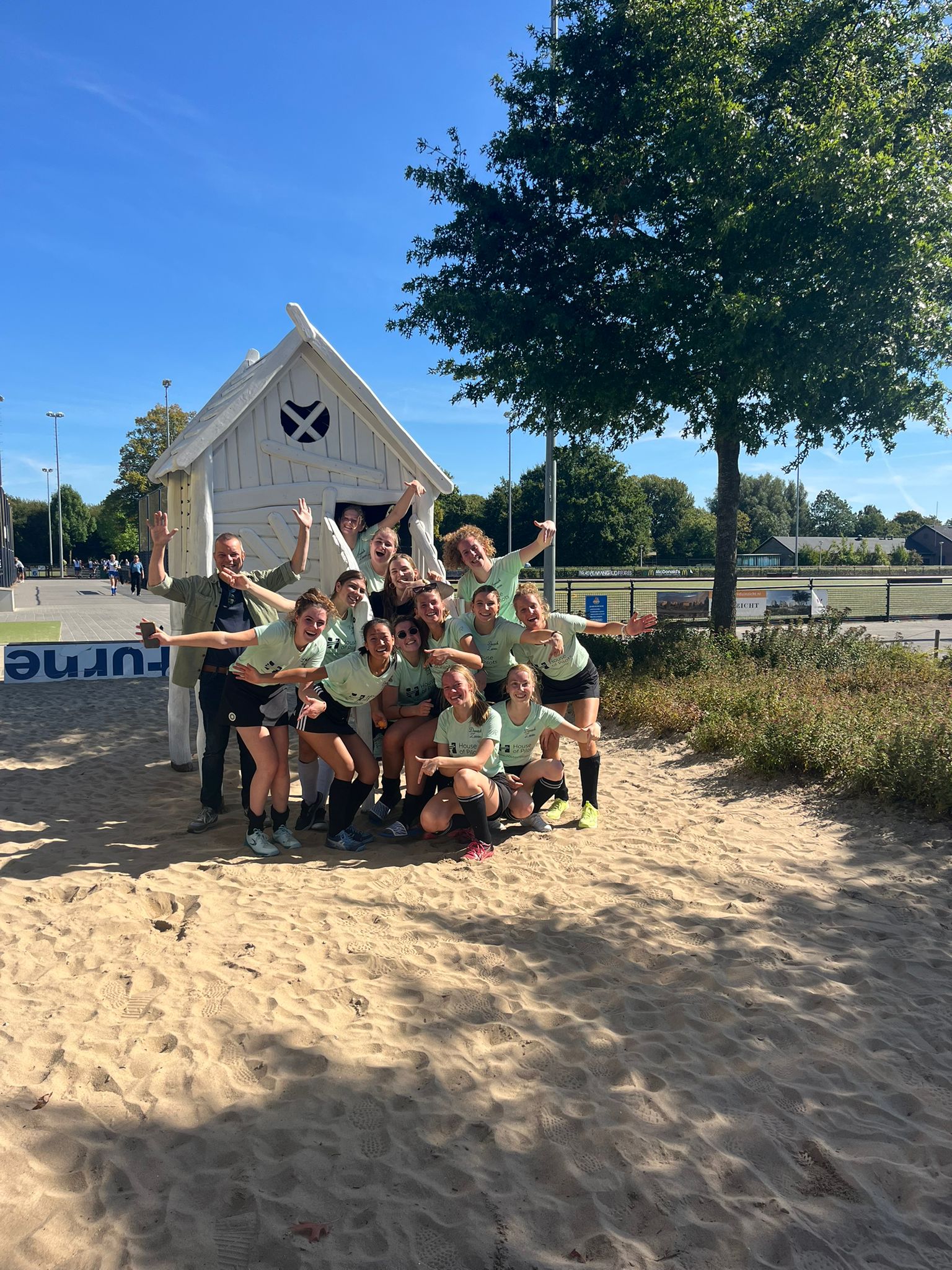 D7 WhatsApp Image 2026-01-15 at 19.32.08 (5)